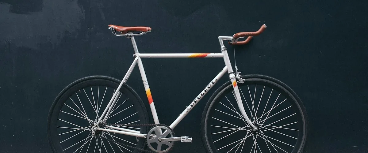 Top 5 Guantes de Ciclismo de Invierno para Rodar por Madrid sin Pasar Frío - Ciclismo Urbano Madrid